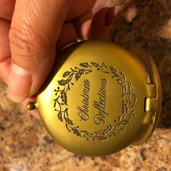 Vintage Hallmark Compact Skater Christmas ornament Christmas Reflection 1998 - Picture 5 of 8